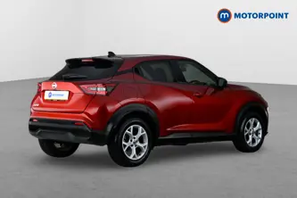 Nissan Juke N-Connecta Automatic Petrol SUV - Stock Number (1656342) - Drivers side rear corner
