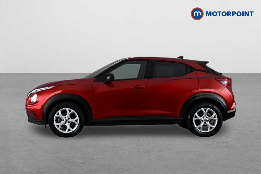 Nissan Juke N-Connecta Automatic Petrol SUV - Stock Number (1656342) - Passenger side