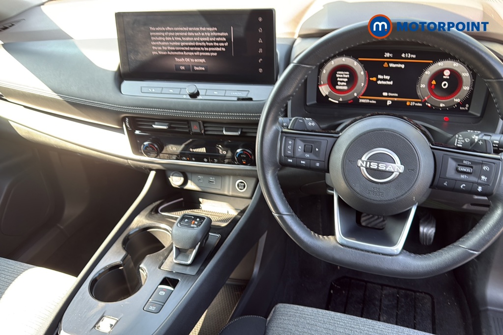 Nissan X-Trail N-Connecta Automatic Petrol SUV - Stock Number (1656368) - 1st supplementary image
