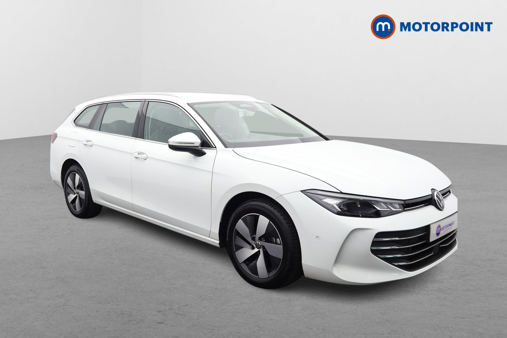Volkswagen Passat Life Automatic Petrol Plug-In Hybrid Estate - Stock Number (1656621) - Drivers side front corner