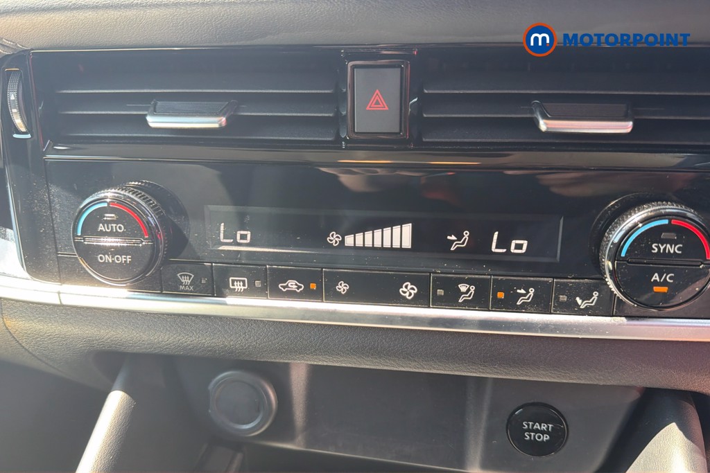 Nissan Qashqai N-Connecta Automatic Petrol-Electric Hybrid SUV - Stock Number (1656786) - 12th supplementary image