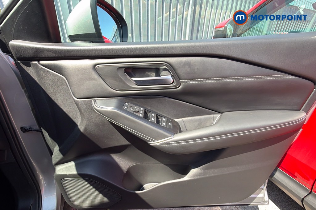Nissan Qashqai N-Connecta Automatic Petrol-Electric Hybrid SUV - Stock Number (1656786) - 19th supplementary image