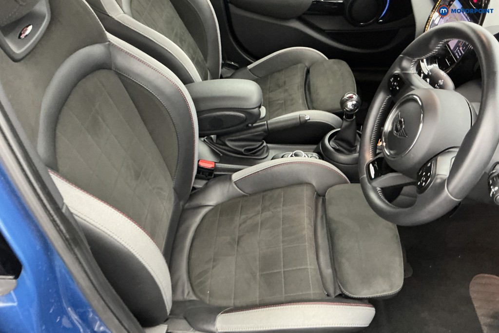 Mini Hatchback Cooper S Sport Manual Petrol Hatchback - Stock Number (1657030) - 5th supplementary image