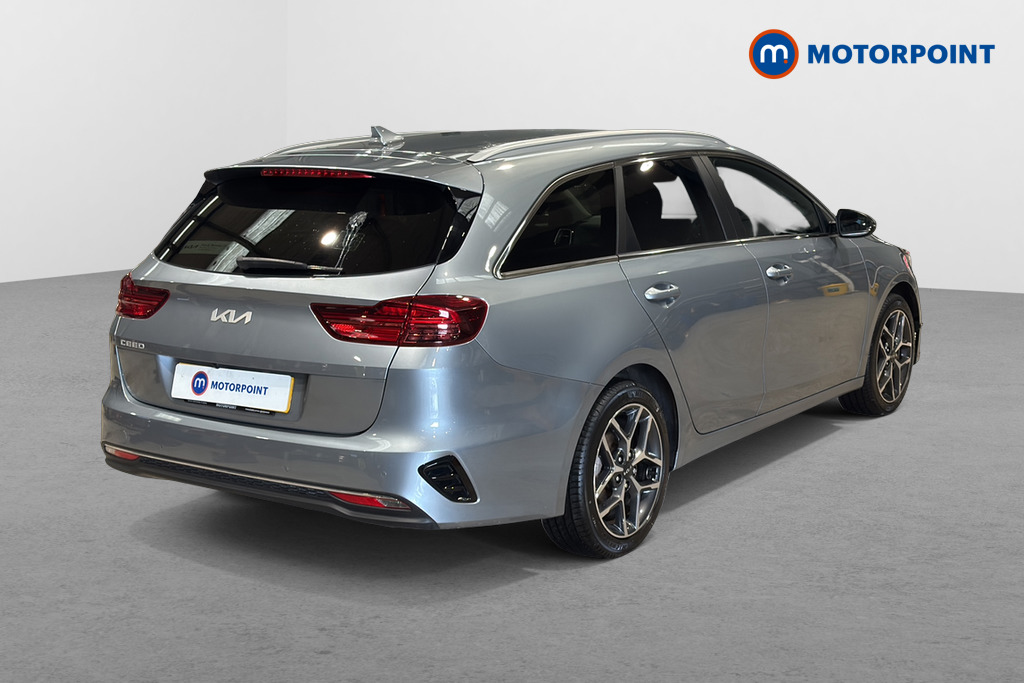 KIA Ceed 3 Automatic Diesel Estate - Stock Number (1657471) - Passenger side rear corner