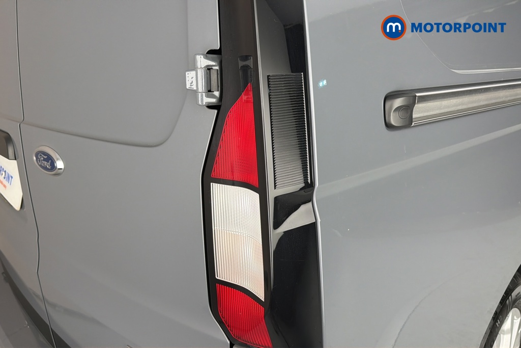 Ford Transit Connect Limited Automatic Petrol Plug-In Hybrid Panel Van - Stock Number (1657725) - 36th supplementary image