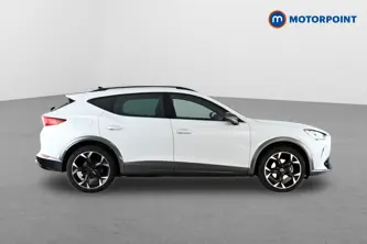 Cupra Formentor V2 Automatic Petrol Plug-In Hybrid SUV - Stock Number (1658069) - Drivers side rear corner