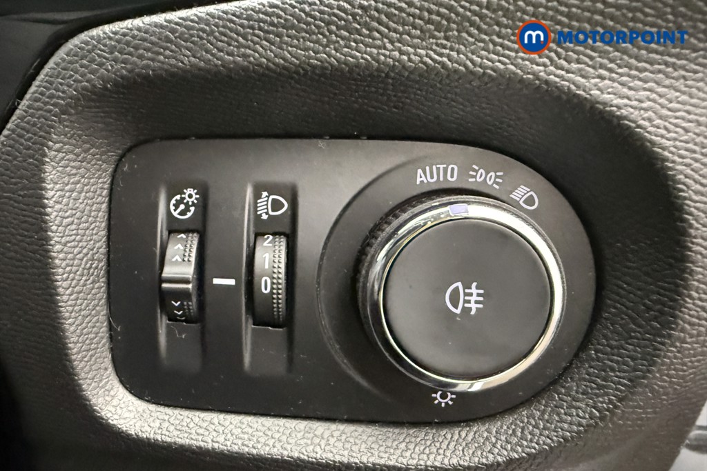 Vauxhall Corsa Design Manual Petrol Hatchback - Stock Number (1658088) - 15th supplementary image