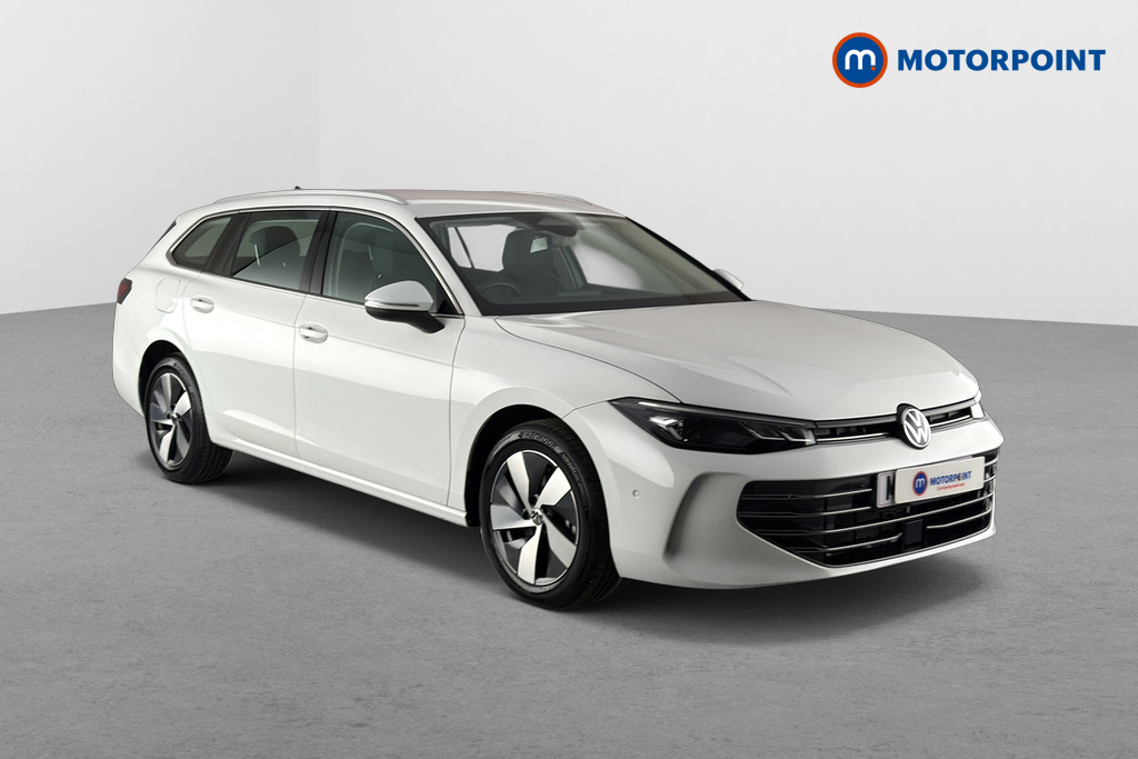 Volkswagen Passat Life Automatic Petrol Plug-In Hybrid Estate - Stock Number (1658410) - Drivers side front corner