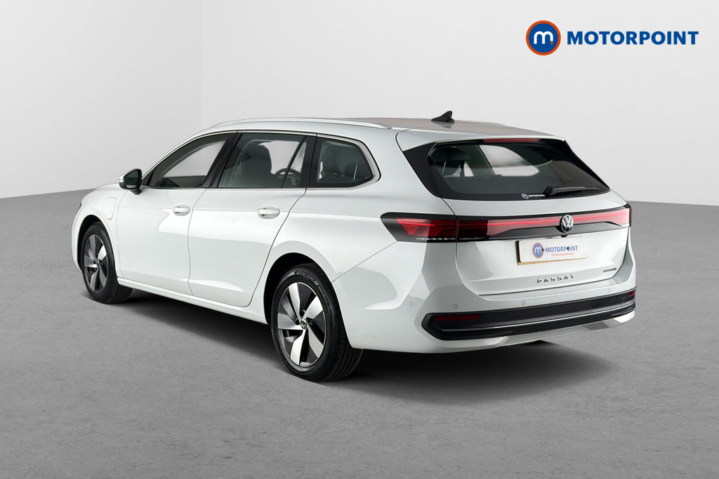 Volkswagen Passat Life Automatic Petrol Plug-In Hybrid Estate - Stock Number (1658410) - Drivers side rear corner