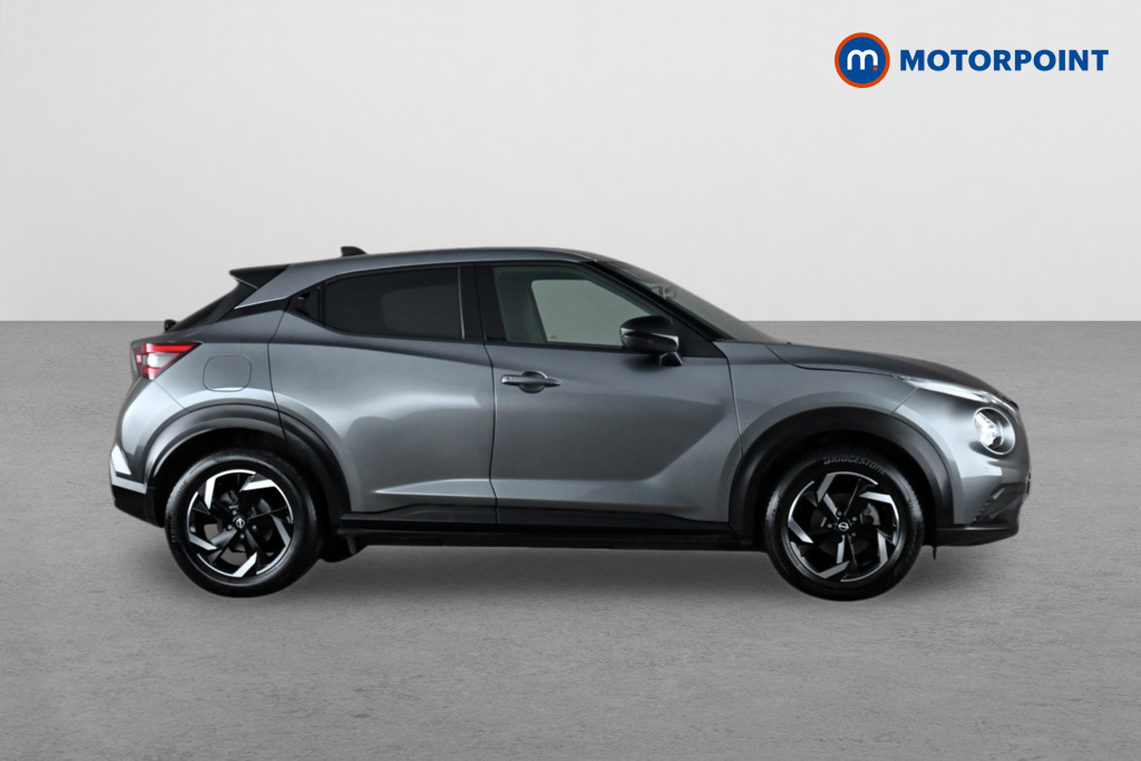 Nissan Juke N-Connecta Manual Petrol SUV - Stock Number (1658426) - Drivers side
