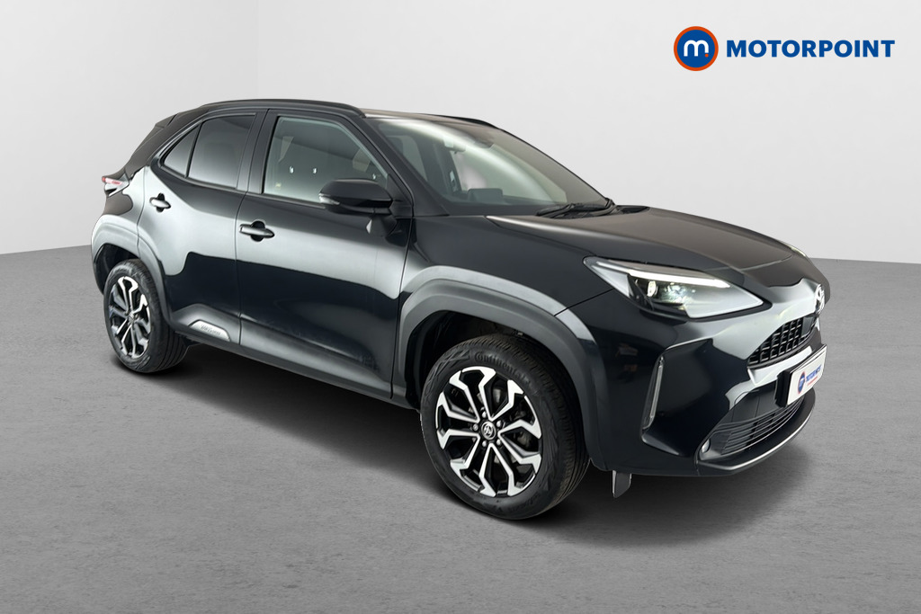 Toyota Yaris Cross Design Automatic Petrol-Electric Hybrid Estate - Stock Number (1658577) - Drivers side front corner
