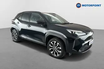Toyota Yaris Cross Design Automatic Petrol-Electric Hybrid Estate - Stock Number (1658577) - Drivers side front corner
