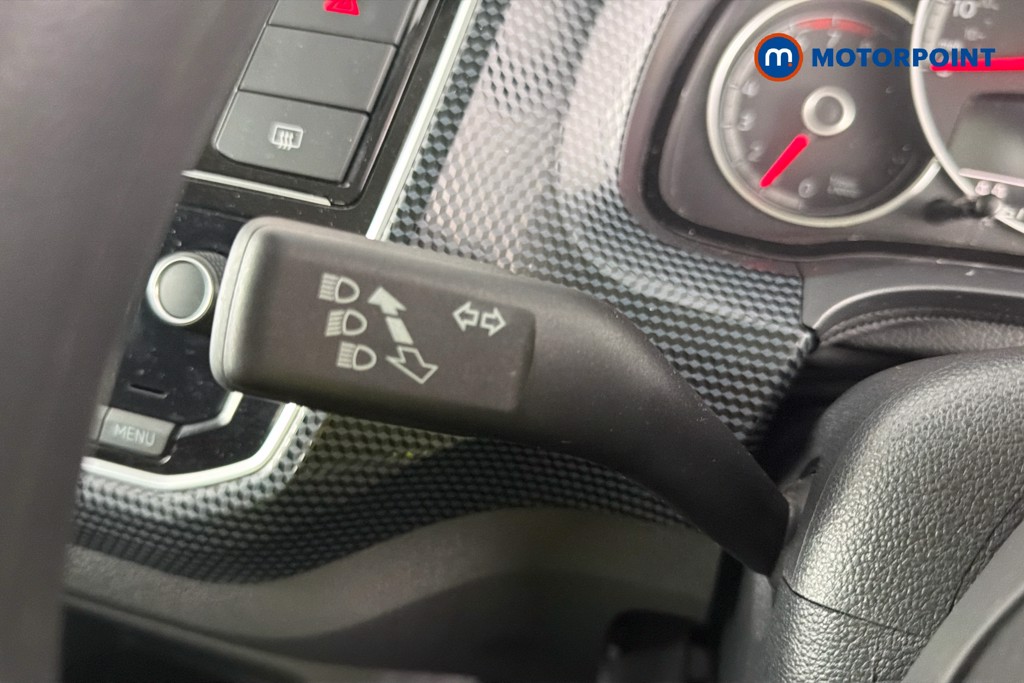 Volkswagen UP Move Up Manual Petrol Hatchback - Stock Number (1658587) - 7th supplementary image