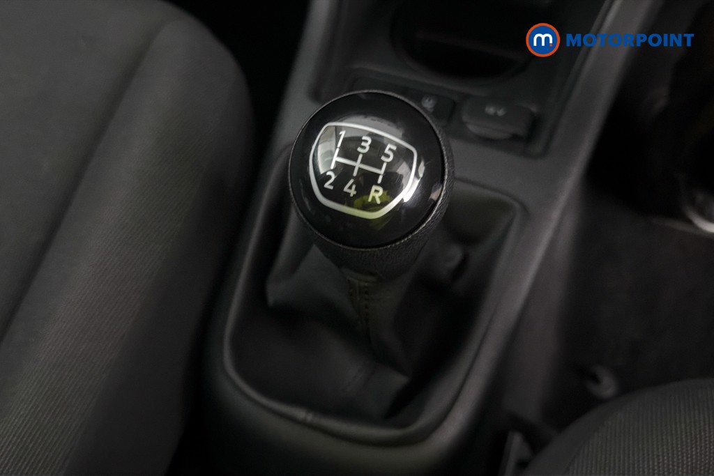 Volkswagen UP Move Up Manual Petrol Hatchback - Stock Number (1658587) - 15th supplementary image