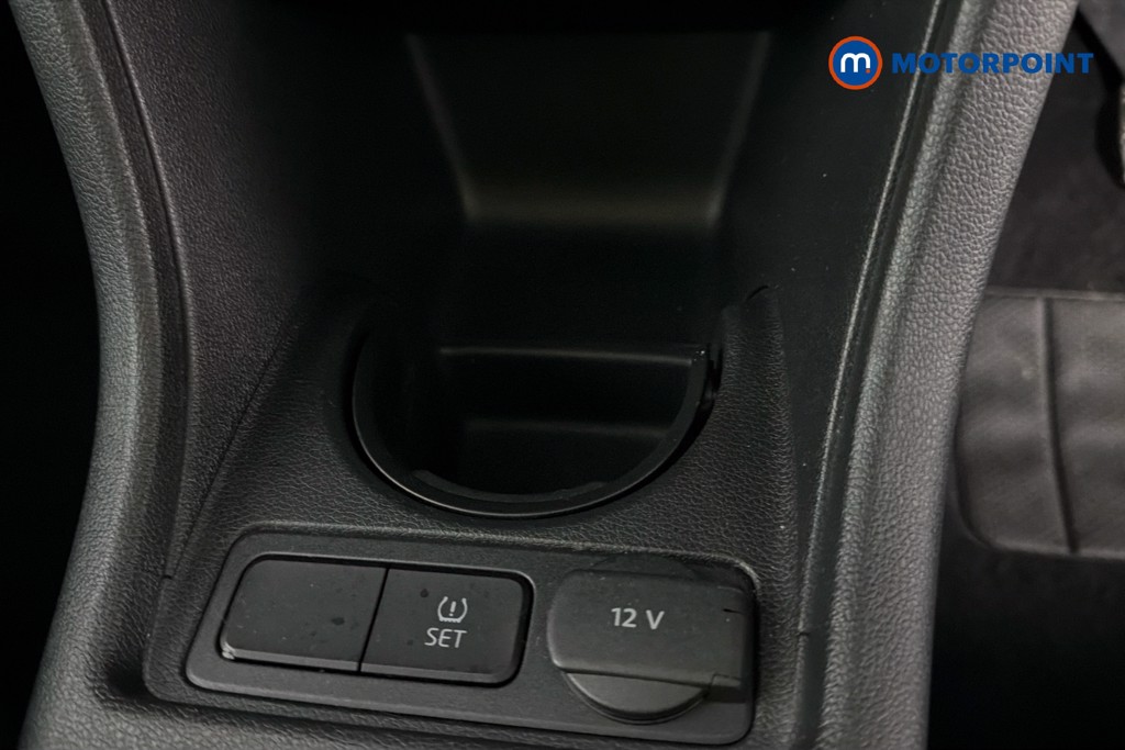 Volkswagen UP Move Up Manual Petrol Hatchback - Stock Number (1658587) - 16th supplementary image