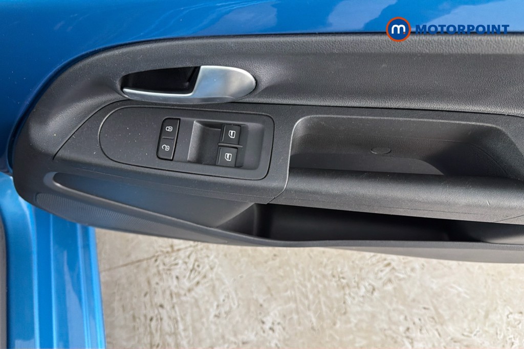 Volkswagen UP Move Up Manual Petrol Hatchback - Stock Number (1658587) - 20th supplementary image