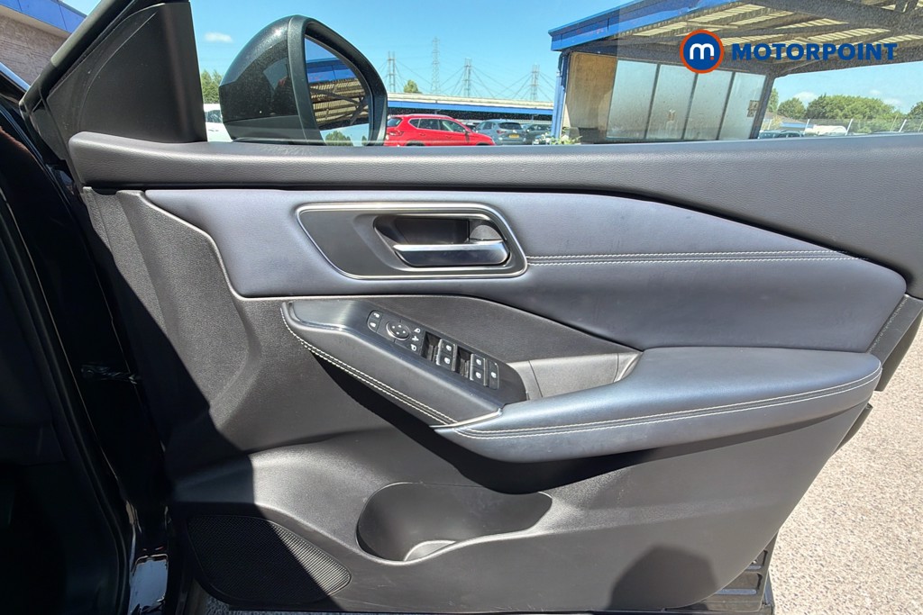 Nissan Qashqai Tekna Automatic Petrol-Electric Hybrid SUV - Stock Number (1658592) - 19th supplementary image