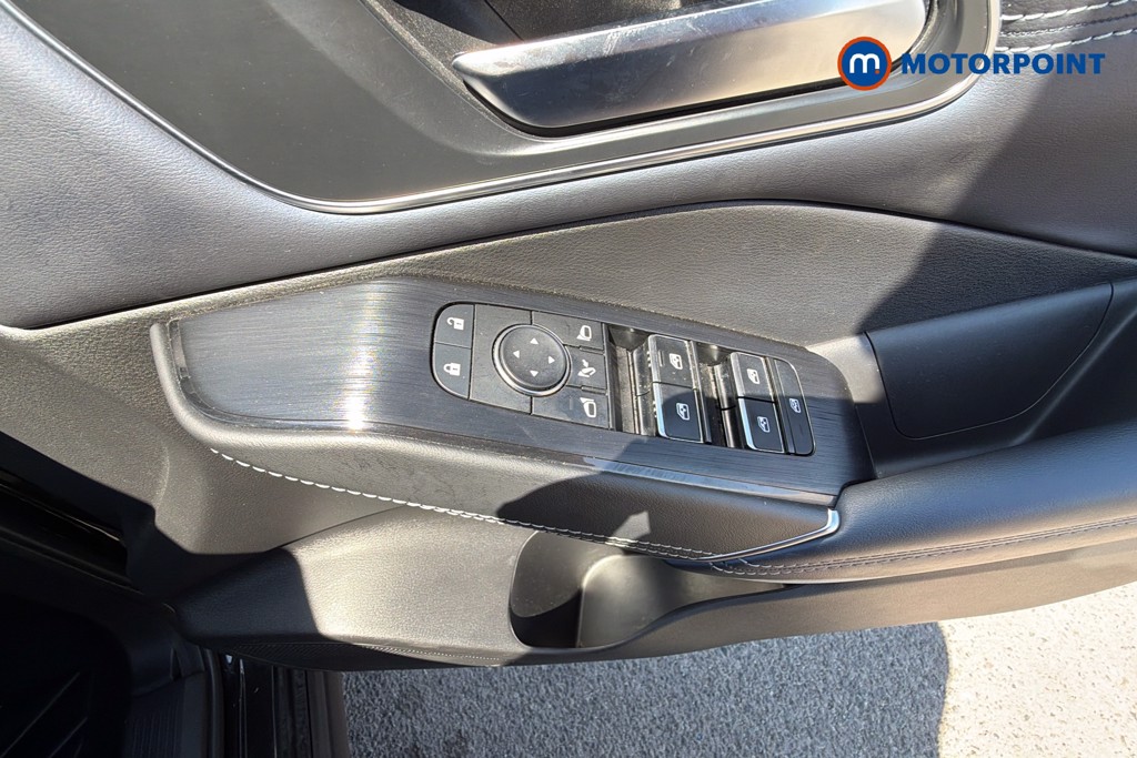 Nissan Qashqai Tekna Automatic Petrol-Electric Hybrid SUV - Stock Number (1658592) - 20th supplementary image