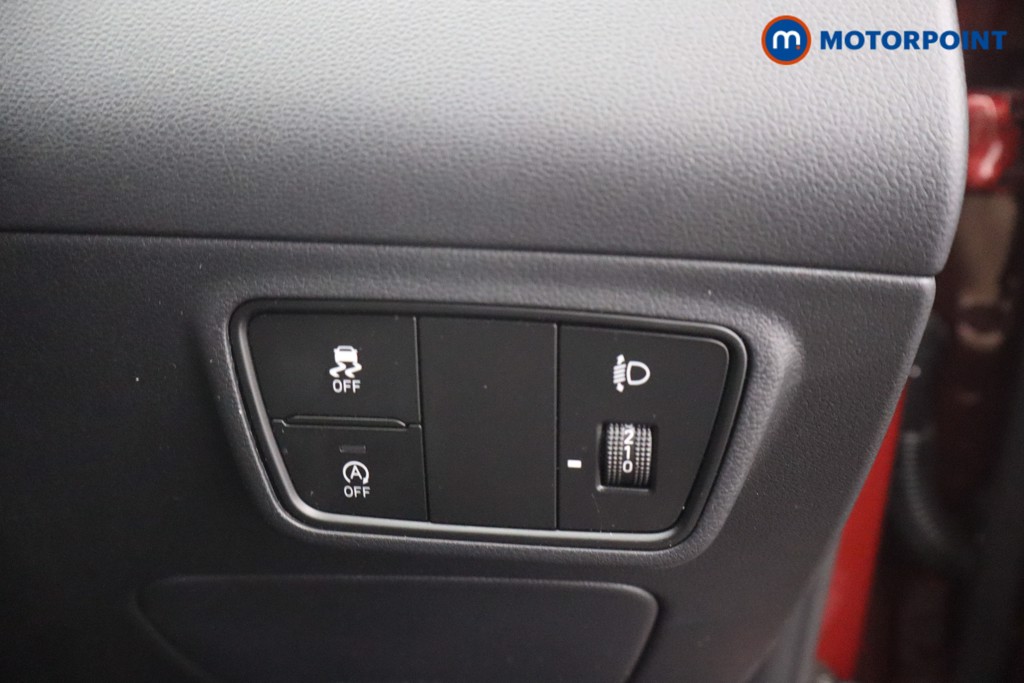 Hyundai Tucson Se Connect Manual Petrol SUV - Stock Number (1658705) - 13th supplementary image