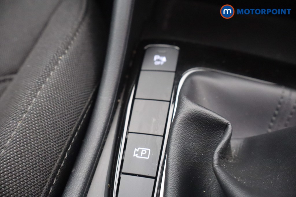 Hyundai Tucson Se Connect Manual Petrol SUV - Stock Number (1658705) - 17th supplementary image