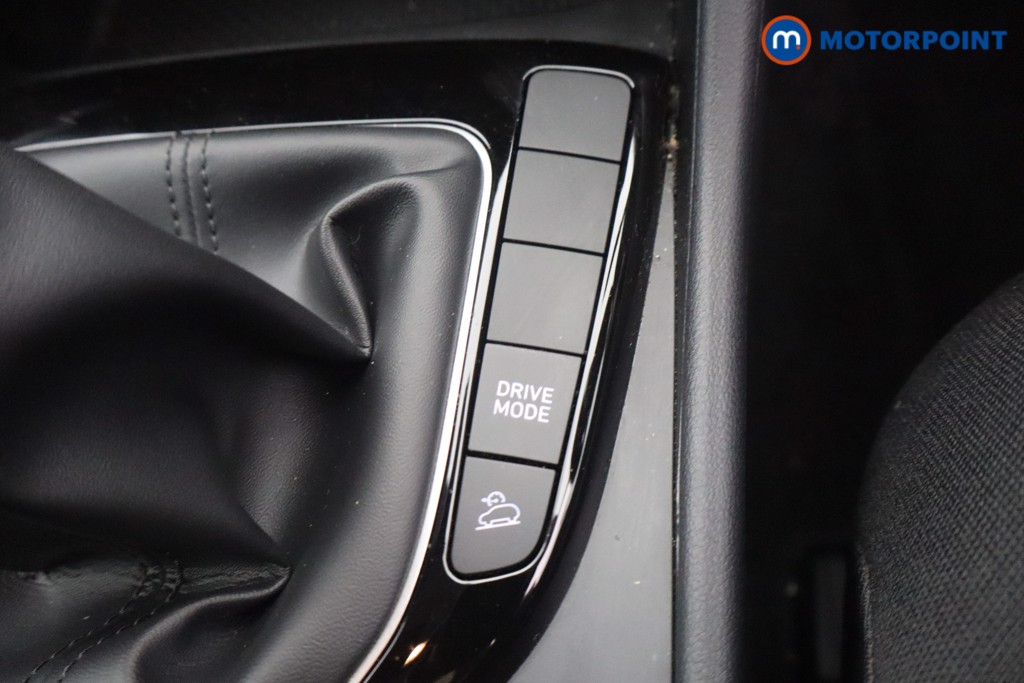 Hyundai Tucson Se Connect Manual Petrol SUV - Stock Number (1658705) - 18th supplementary image
