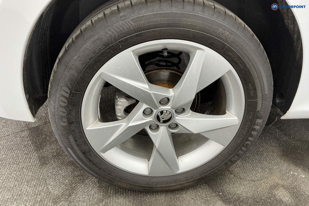 Skoda Kamiq Se Drive Automatic Petrol SUV - Stock Number (1658740) - 33rd supplementary image