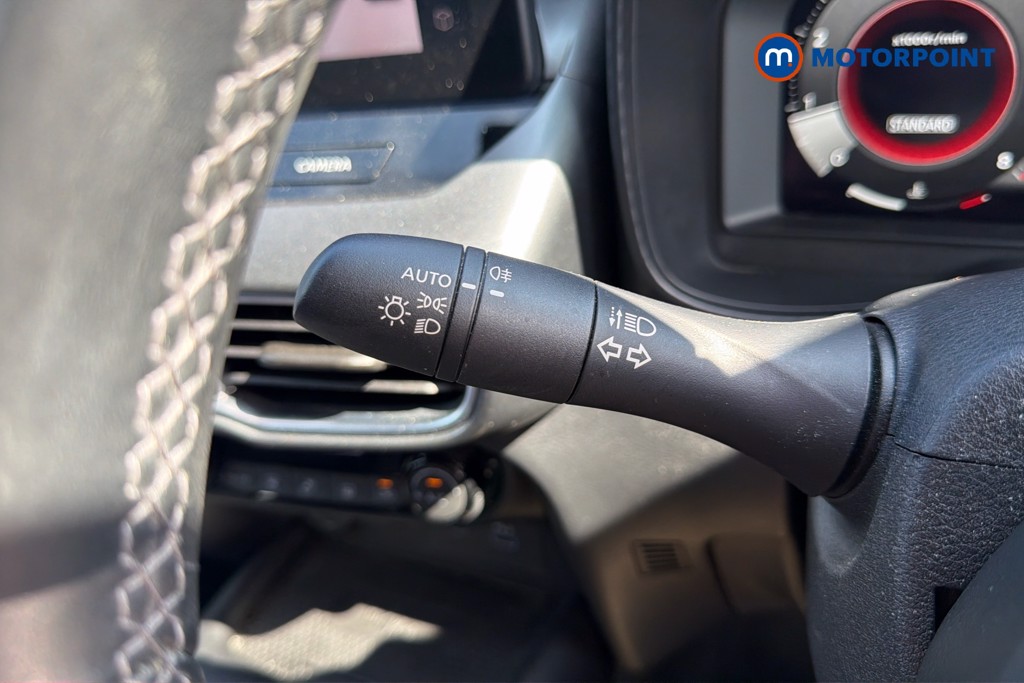 Nissan Juke N-Connecta Manual Petrol SUV - Stock Number (1658861) - 18th supplementary image