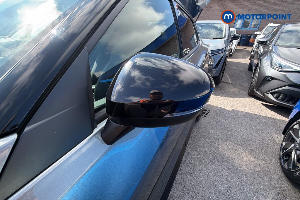 Nissan Juke N-Connecta Manual Petrol SUV - Stock Number (1658861) - 43rd supplementary image