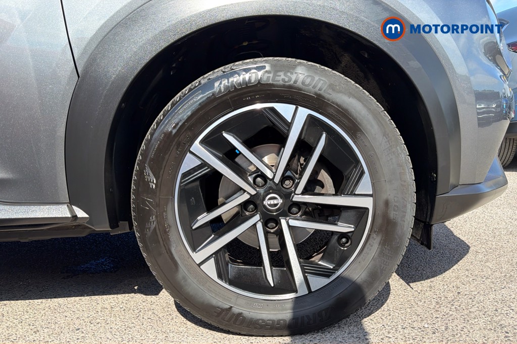 Nissan Juke N-Connecta Manual Petrol SUV - Stock Number (1658861) - 50th supplementary image