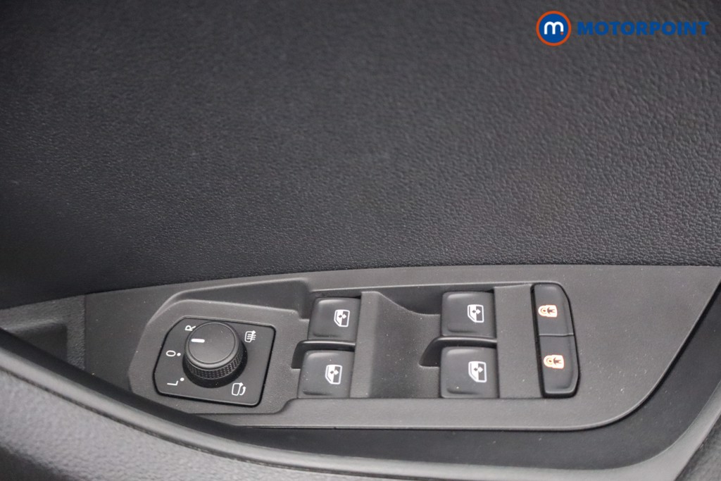 Skoda Karoq Sportline Edition Automatic Petrol SUV - Stock Number (1658971) - 11th supplementary image