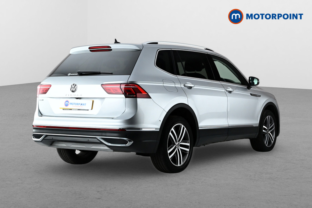 Volkswagen Tiguan Allspace R-Line Automatic Petrol SUV - Stock Number (1659126) - Drivers side rear corner