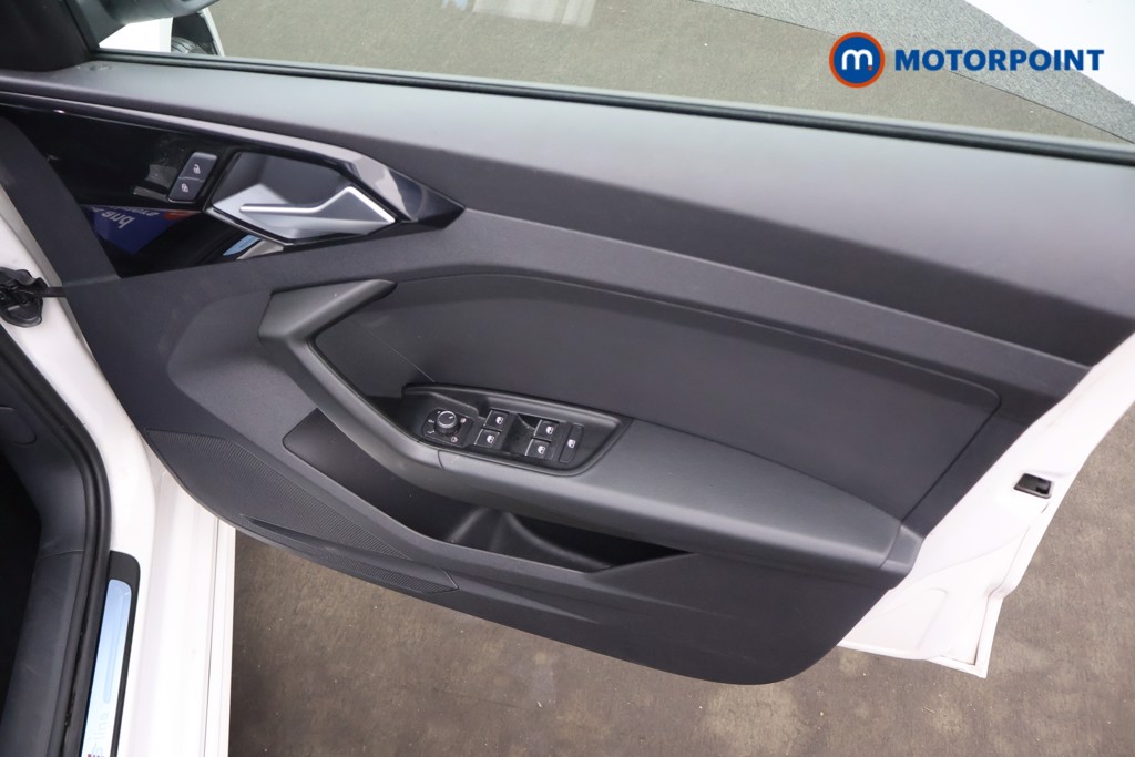 Audi A1 S Line Manual Petrol Hatchback - Stock Number (1659159) - 14th supplementary image