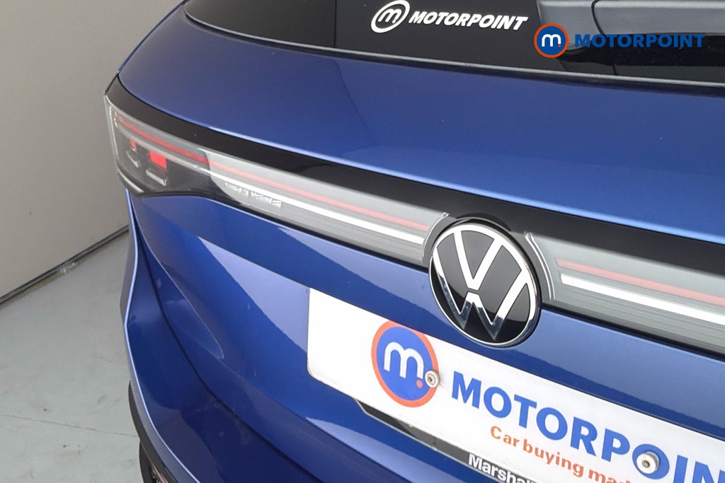 Volkswagen Passat R-Line Automatic Petrol Plug-In Hybrid Estate - Stock Number (1659609) - 37th supplementary image