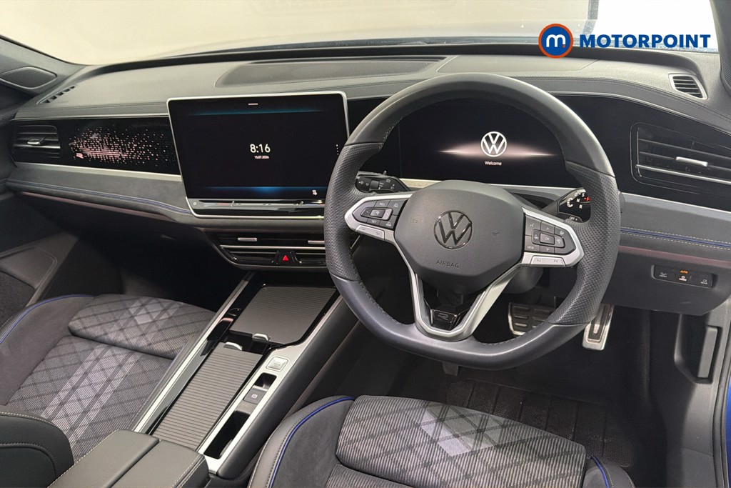 Volkswagen Passat R-Line Automatic Petrol Plug-In Hybrid Estate - Stock Number (1659609) - 1st supplementary image