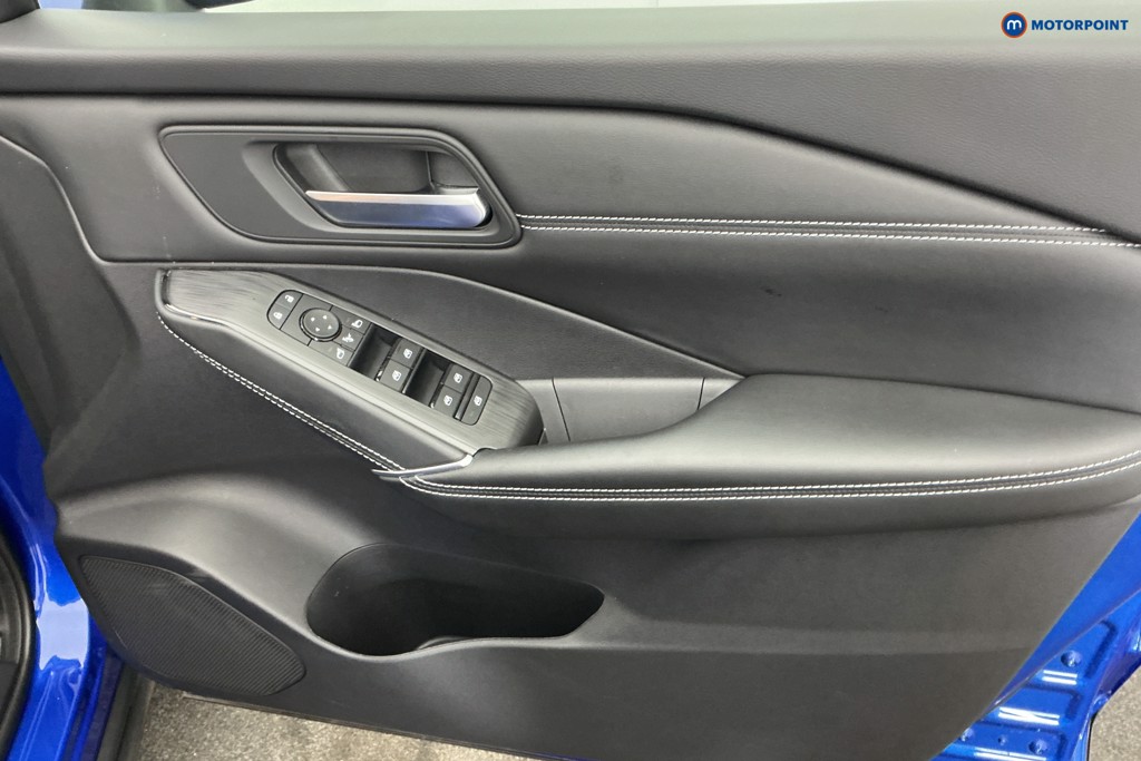Nissan Qashqai N-Connecta Manual Petrol SUV - Stock Number (1659637) - 24th supplementary image
