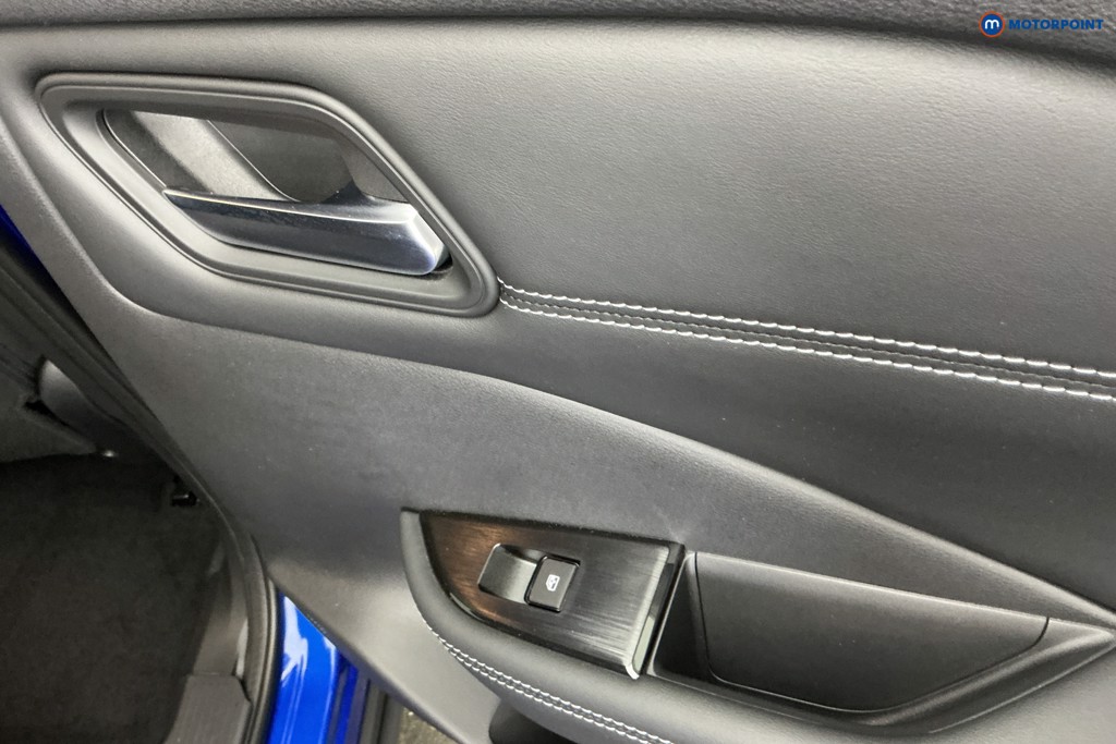 Nissan Qashqai N-Connecta Manual Petrol SUV - Stock Number (1659637) - 27th supplementary image