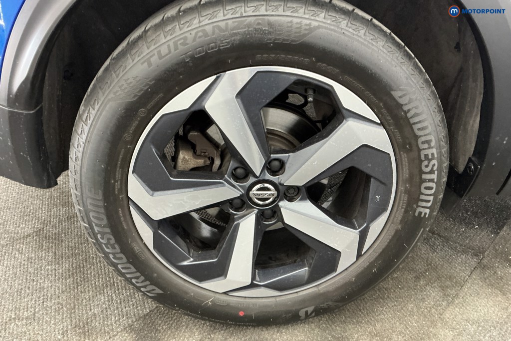 Nissan Qashqai N-Connecta Manual Petrol SUV - Stock Number (1659637) - 32nd supplementary image