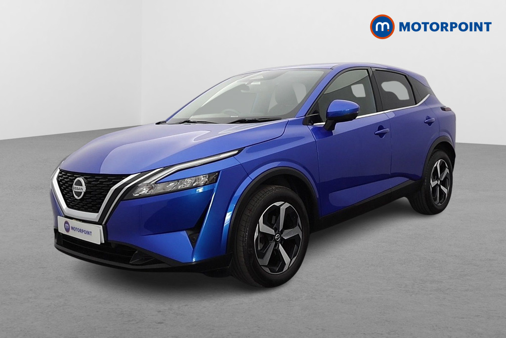 Nissan Qashqai N-Connecta Manual Petrol SUV - Stock Number (1659637) - Passenger side front corner