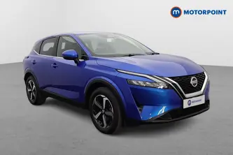 Nissan Qashqai N-Connecta Manual Petrol SUV - Stock Number (1659637) - Drivers side front corner