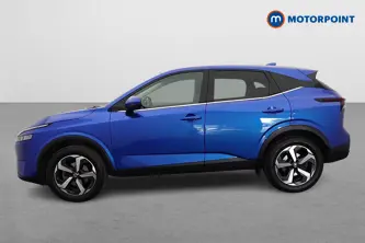 Nissan Qashqai N-Connecta Manual Petrol SUV - Stock Number (1659637) - Passenger side
