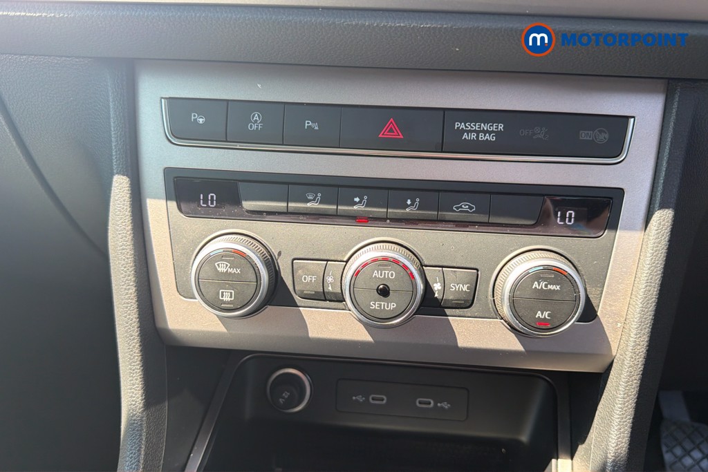 Seat Ateca Xperience Manual Petrol SUV - Stock Number (1659752) - 12th supplementary image
