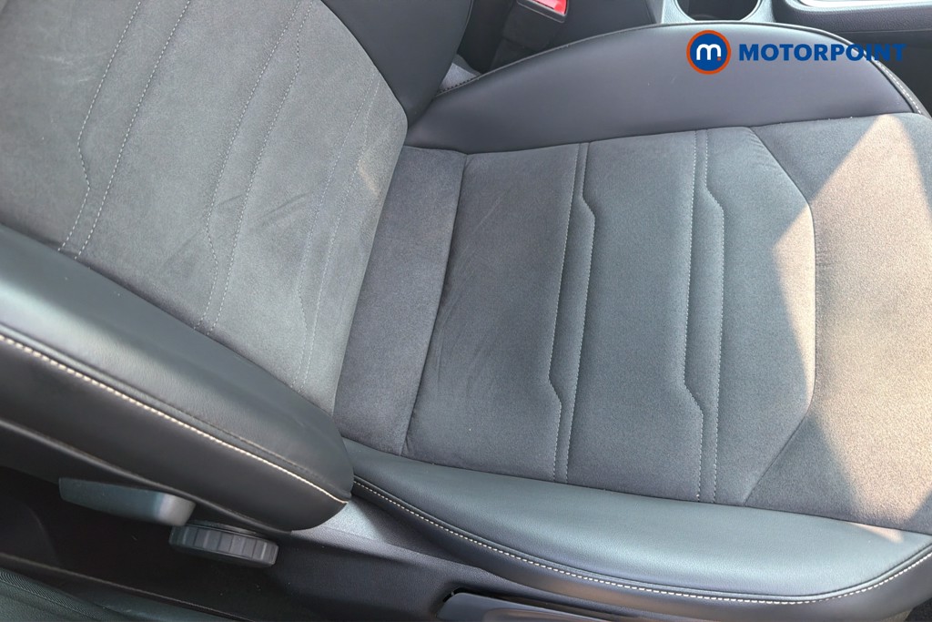 Seat Ateca Xperience Manual Petrol SUV - Stock Number (1659752) - 22nd supplementary image
