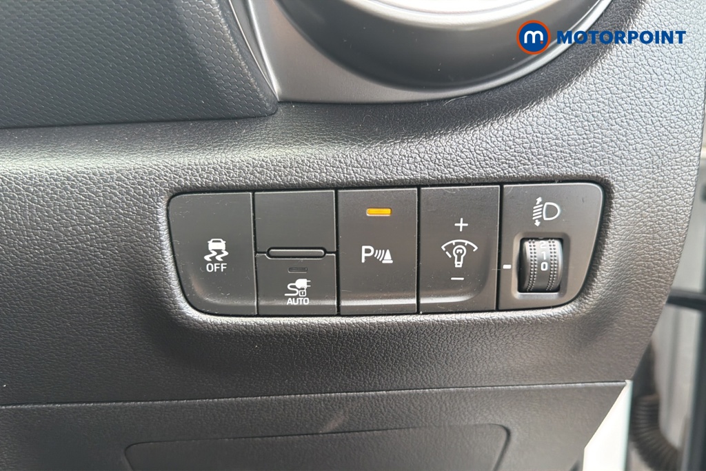 Hyundai Kona Premium Automatic Electric SUV - Stock Number (1660111) - 11th supplementary image