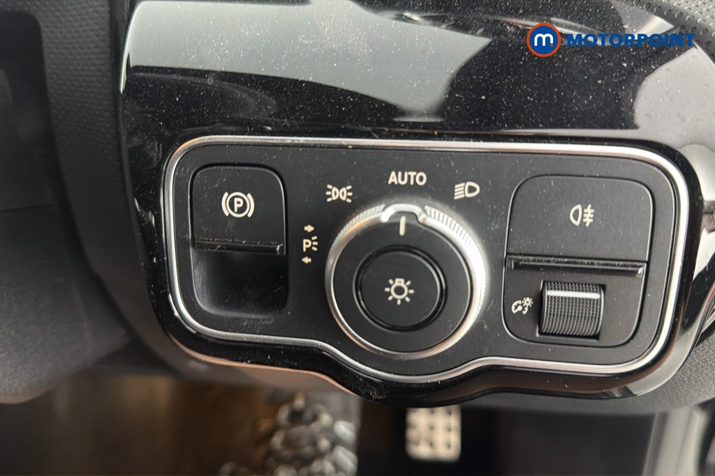 Mercedes-Benz CLA Amg Line Automatic Petrol Plug-In Hybrid Coupe - Stock Number (1660133) - 14th supplementary image