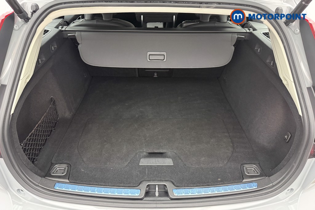 Volvo V60 Plus Automatic Petrol Plug-In Hybrid Estate - Stock Number (1660147) - 25th supplementary image