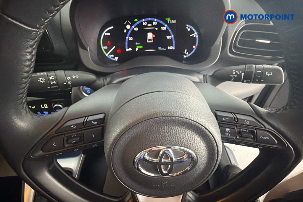 Toyota Yaris Cross Design Automatic Petrol-Electric Hybrid Estate - Stock Number (1660174) - 5th supplementary image