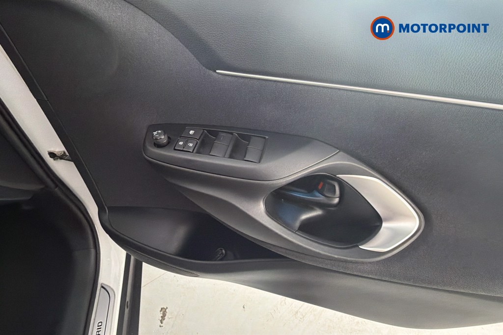Toyota Yaris Cross Design Automatic Petrol-Electric Hybrid Estate - Stock Number (1660174) - 20th supplementary image