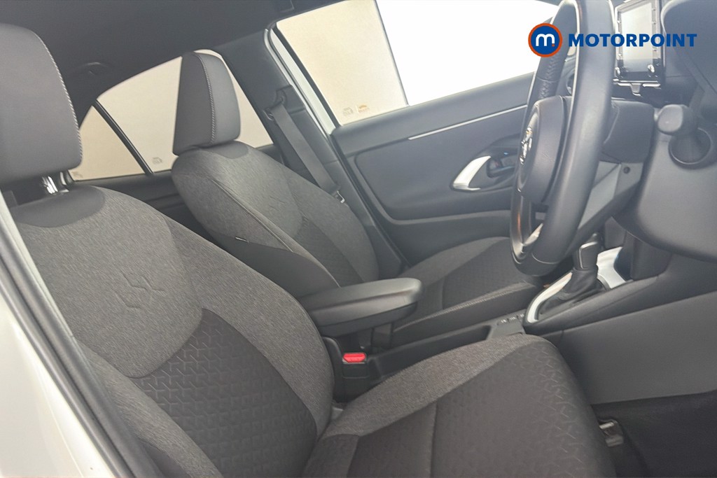 Toyota Yaris Cross Design Automatic Petrol-Electric Hybrid Estate - Stock Number (1660174) - 42nd supplementary image