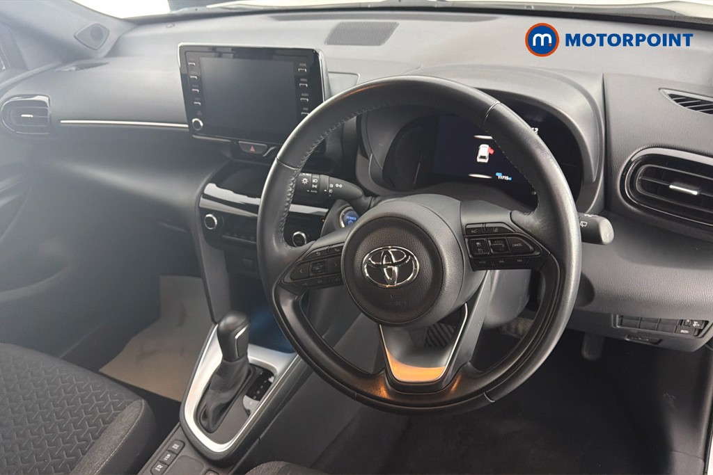 Toyota Yaris Cross Design Automatic Petrol-Electric Hybrid Estate - Stock Number (1660174) - 1st supplementary image