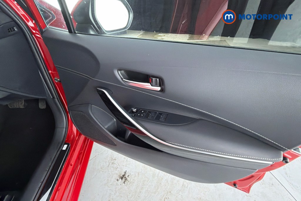 Toyota Corolla Excel Automatic Petrol-Electric Hybrid Estate - Stock Number (1660182) - 19th supplementary image
